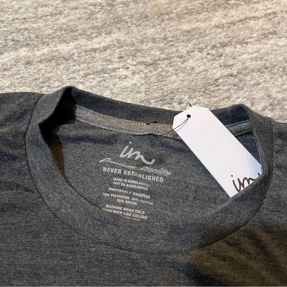 MEN’S IMPERIAL MOTION GRAPHIC TEE - Picture 4 of 5